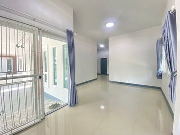 4 Bedroom House in Saraphi for Sale