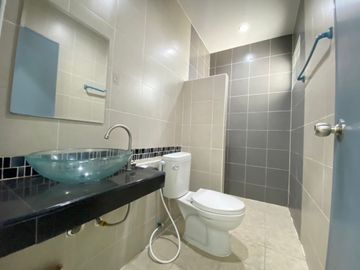 4 Bedroom House in Saraphi for Sale