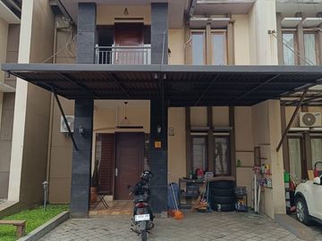 DIJUAL RUMAH KOKOH MINIMALIS 2 LANTAI SIAP HUNI @ AREA GUNUNGBATU SAYAP PASTEUR BANDUNG