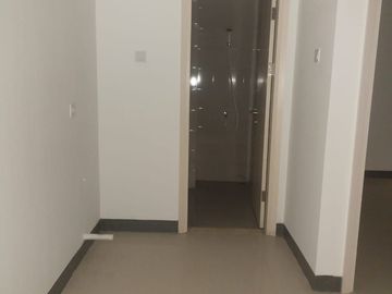 SEWA TAHUNAN MURAH POL BENSON TOWER 1BR UNFURNISHED
