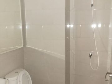 SEWA TAHUNAN MURAH POL BENSON TOWER 1BR UNFURNISHED