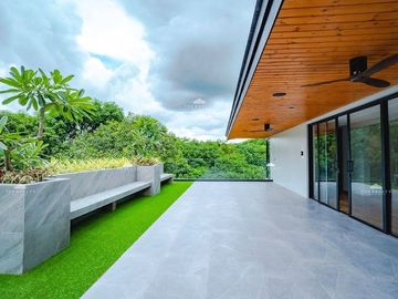 🌟 FOR SALE: House & Lot with Infinity Pool in Ayala Westgrove Heights, Silang, Cavite 🌟
