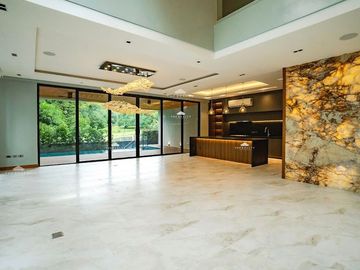 🌟 FOR SALE: House & Lot with Infinity Pool in Ayala Westgrove Heights, Silang, Cavite 🌟