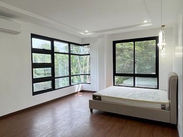 🌟 FOR SALE: Three-Storey House with Basement in Ayala Westgrove Heights, Silang, Cavite 🌟