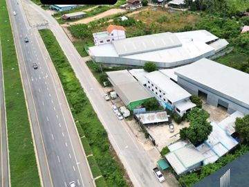 Showroom for sale on the main road, land size 1-2-38.00 rai, Wang Thong, Phitsanulok.