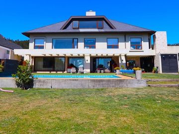 Casa en venta en El Venado, San Pedro de la Paz
