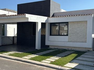 OPORTUNIDAD Casa en Lomas de Cocoyoc a estrenar