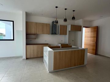 OPORTUNIDAD Casa en Lomas de Cocoyoc a estrenar
