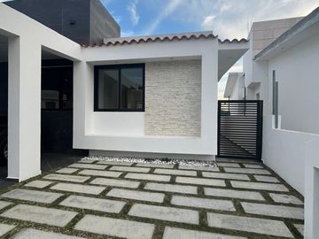 OPORTUNIDAD Casa en Lomas de Cocoyoc a estrenar