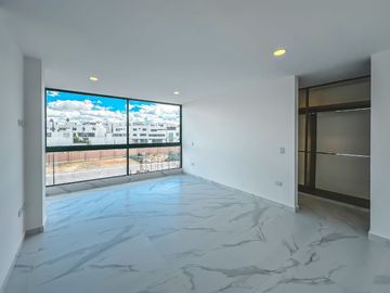 CASA EN VENTA EN LOMAS DE ANGELÓPOLIS II. PARQUE BRUSELAS.