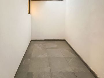 CASA EN VENTA EN LOMAS DE ANGELÓPOLIS II. PARQUE BRUSELAS.