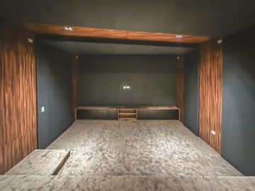 CASA EN VENTA EN LOMAS DE ANGELÓPOLIS II. PARQUE BRUSELAS.