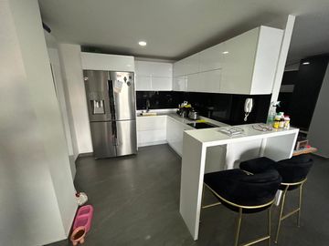 VENDO APARTAMENTO EDIFICIO VICENZA EN CABECERA DEL LLANO BUCARAMANGA