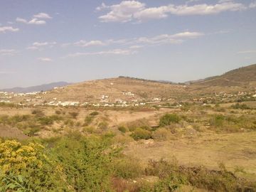 TERRENO ESCRITURADO DE 200M2. Salida de Morelia a mil Cumbres