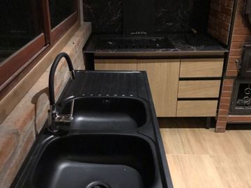 Invierte en felicidad: Venta de parcela en Los Manantiales de Melipilla  con piscina lista para disfrutar en familia.
