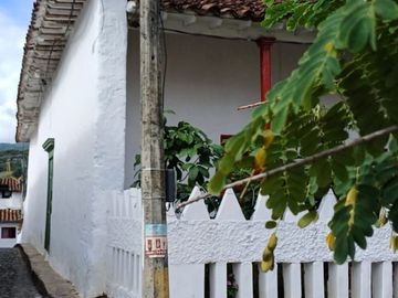 VENDO CASA COLONIAL SANTA FE DE ANTIOQUIA