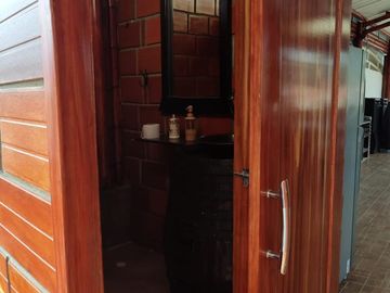 VENDO CASA BIFAMILIAR EN VILLACOLOMBIA CALI