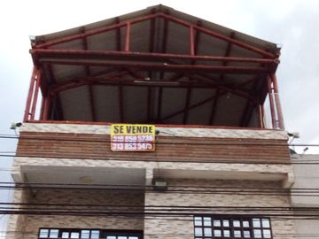 VENDO CASA BIFAMILIAR EN VILLACOLOMBIA CALI