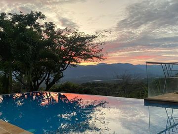 HERMOSA CASA FINCA EN SOPETRAN VENTA