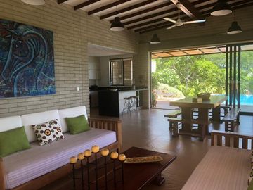 HERMOSA CASA FINCA EN SOPETRAN VENTA