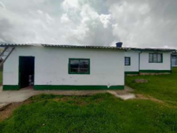 ESPECTACULAR FINCA EN VENTA