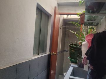 Casa en venta en S.J.L -  Las Flores