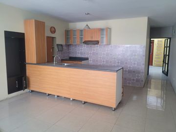Casa en venta en S.J.L -  Las Flores
