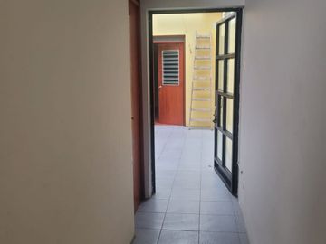 Casa en venta en S.J.L -  Las Flores