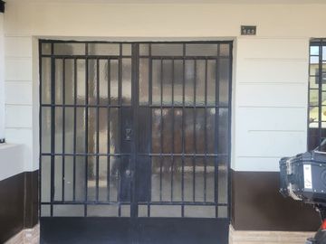 Casa en venta en S.J.L -  Las Flores