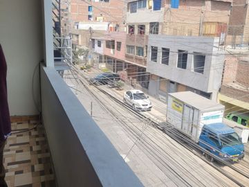 Casa en venta en S.J.L -  Las Flores
