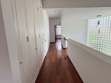 CONDOMINIO DE 4 DORMS - AMPLIAS AREAS COMUNES - 1ERA ETAPA SOL DE LA MOLINA