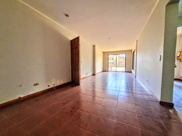 Oportunidad! Gran Casa Sólida 5d/4b Condominio Pr2 Lonquén