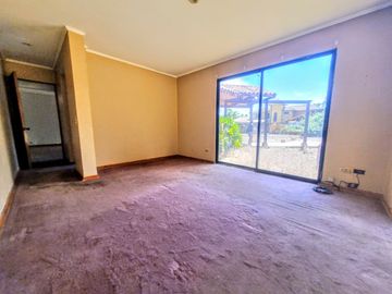 Oportunidad! Gran Casa Sólida 5d/4b Condominio Pr2 Lonquén