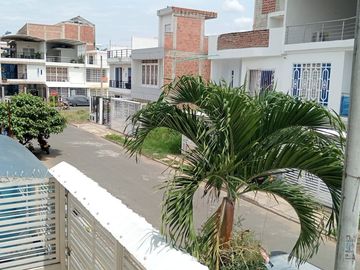 VENDO CASA 3 PLANTAS INDEPENDIENTES , CIUDAD 2000, CALI