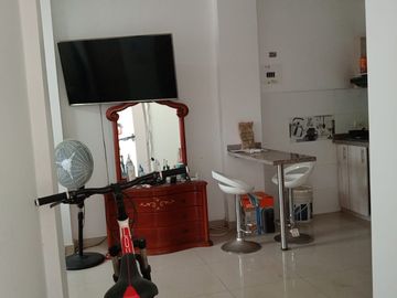 VENDO CASA 3 PLANTAS INDEPENDIENTES , CIUDAD 2000, CALI