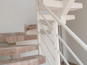 VENDO CASA 3 PLANTAS INDEPENDIENTES , CIUDAD 2000, CALI