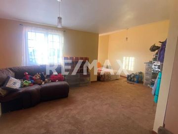 CASA EN VENTA EN VILLA FONTANA