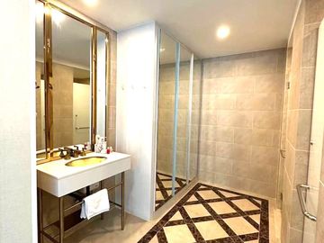 Luxurious and Great Price!!! Easy to Rent Out, Always in Demand! Room Number 504 – Book Now!!