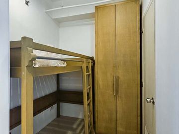 Newly Renovated 2 Bedroom Condo with Balcony for Sale in Cebu IT Park