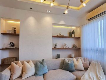 Newly Renovated 2 Bedroom Condo with Balcony for Sale in Cebu IT Park