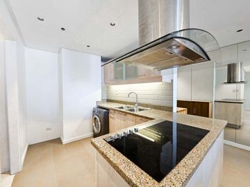 Newly Renovated 2 Bedroom Condo with Balcony for Sale in Cebu IT Park