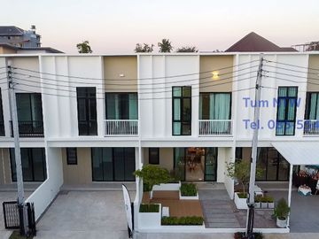 New 3 Bed Townhome in Mae Rim for Sale near Nakornpayap International School