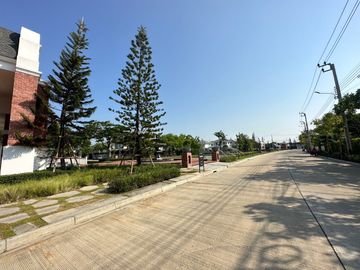 ขาย Villaggio Prachauthit 90