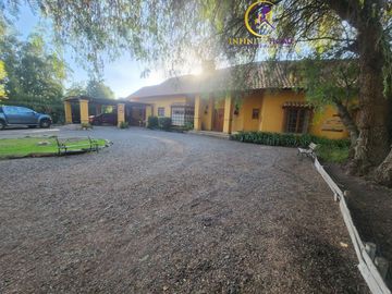 Hermosa Parcela con Piscina Condominio Santa Luisa De Los Ingleses Chicureo