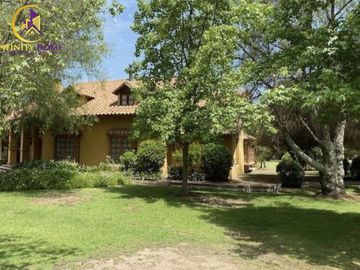 Hermosa Parcela con Piscina Condominio Santa Luisa De Los Ingleses Chicureo