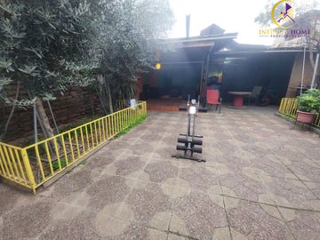 Excelente Casa en AV. Domingo Santa María Muy Amplia
