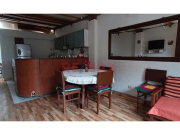 Casa En Venta Como Terreno En Villa Maria Del Triunfo