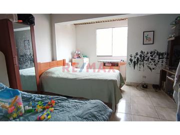 Casa En Venta Como Terreno En Villa Maria Del Triunfo