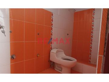 Venta De Departamento En San Martín De Porres: 5 Dormitorios, Cerca A Transporte Y Servicios