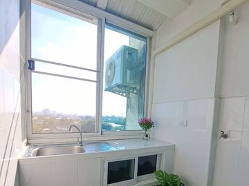 Condo room sale, Wang Singkham Mansion,8th floor,29m.,999KB, newly renovated with furniture, Patan, Mueang Chiang Mai